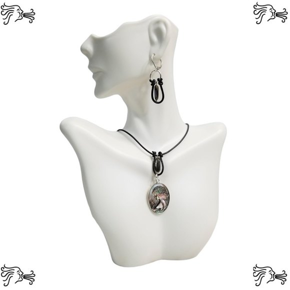 Carved Abalone Cameo Choker Necklace & Earrings Brown Hand knotted Leather - Picture 1 of 5